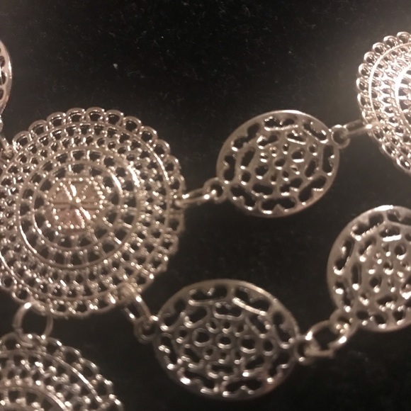 Charming Charlie 18" filigree Necklace NWT - Picture 5 of 8